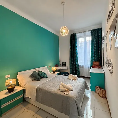 Elegant Three-room In Porta Romana アパート ミラノ